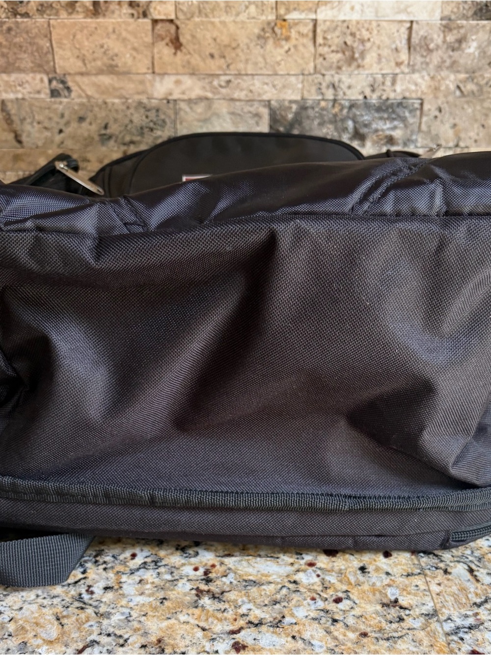 Black Men's elleven Backpack - Multi-Compartment Travel and Work Pack - Picture 5 of 7